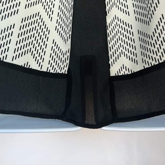 Charming Charlie Medium Cream/Black Spaghetti Strap Sheer Blouse - Picture 3 of 12